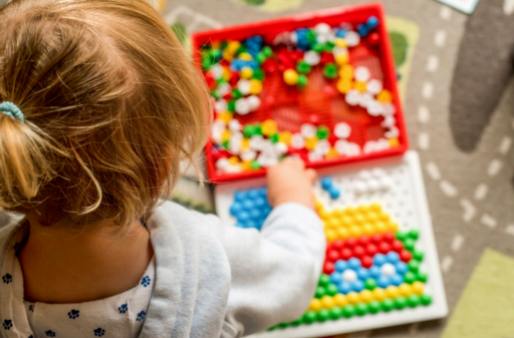 El papel crucial del juego en el desarrollo cognitivo de tu bebé