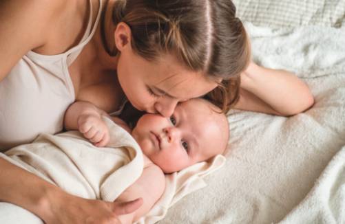 Dificultades en la lactancia materna: cuándo buscar ayuda profesional
