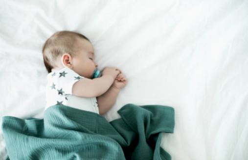 Dominando el arte del entrenamiento del sueño con un enfoque de crianza con apego